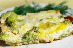 Frittata con broccoli e formaggio