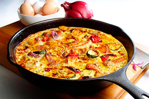 Frittata spagnola con cipolla rossa