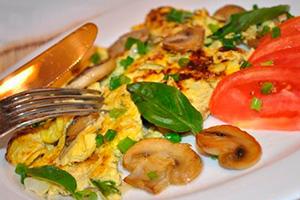 Frittata con funghi e cipolle verdi