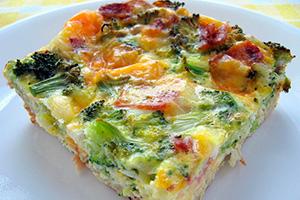 Fetta di frittata di verdure