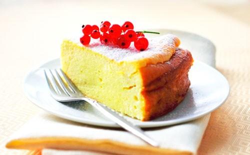 Casseruola di ricotta con frutti di bosco