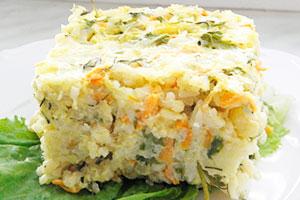 Casseruola di zucchine con riso ed erbe aromatiche