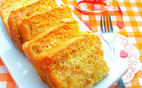 Ricette Charlotte con mele in un creatore di pane e segreti di cottura