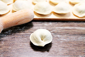 Ricetta base per gnocchi in una macchina per il pane