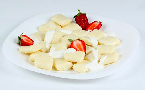 Gnocchi pigri con fragole