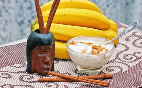 Maschera con kefir, banana e cannella