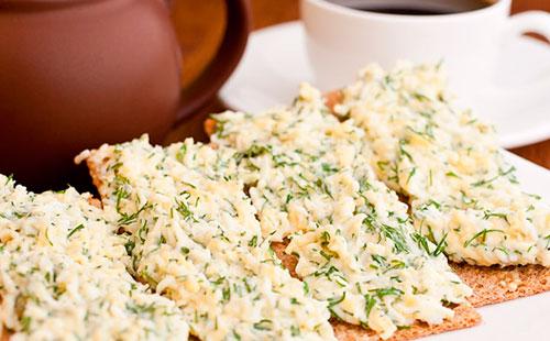 Pane croccante per la colazione