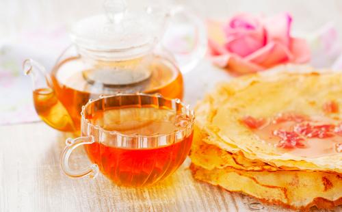 Marmellata di petali di rosa e frittelle