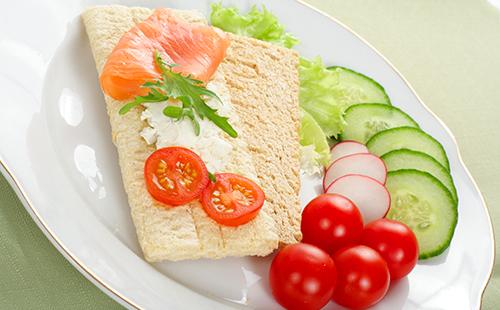 Panino con pane ai cereali