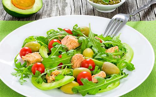 Insalata di rucola e tonno