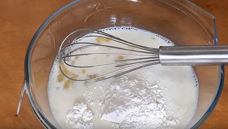 prima di farcire i pancake, preparare l'impasto.