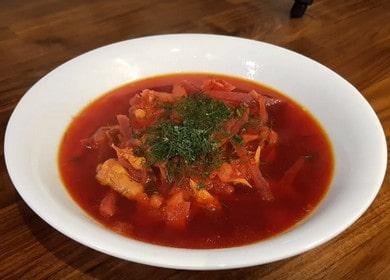 Ricetta appetitosa di pollo al borscht