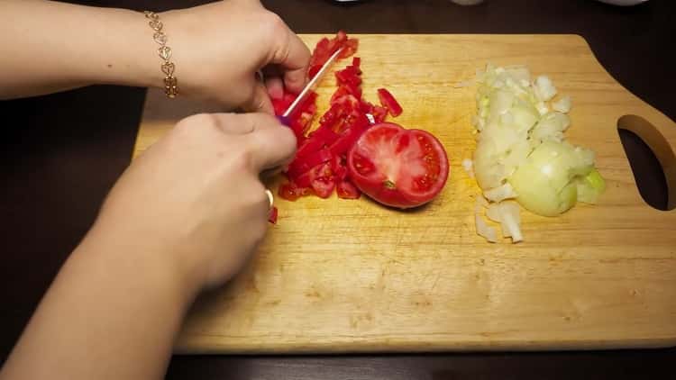 Ricetta passo-passo per la zuppa di polpette in una pentola a cottura lenta con foto