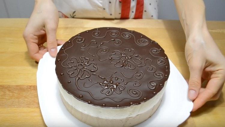 Prova e fai una tale torta Latte di uccello secondo GOST con gelatina, usando la nostra ricetta.