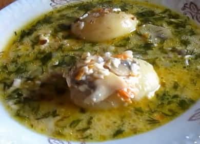 Ricetta passo dopo passo zuppa di formaggio con funghi con foto