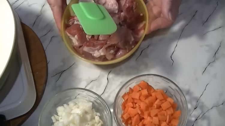 Ricetta passo dopo passo per la zuppa di maiale kharcho con foto