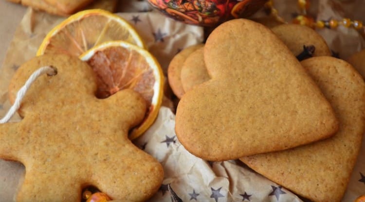 La nostra ricetta con foto ti aiuterà passo dopo passo a preparare un biscotto di panpepato così meraviglioso.