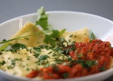 Gnocchi deliziosi italiani - Ravioli