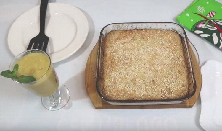 Ecco una torta così meravigliosa con ricotta che può essere preparata con il minimo sforzo.