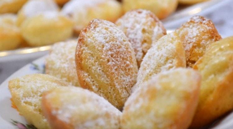 La classica ricetta dei biscotti Madeleine, come puoi vedere. in realtà molto semplice.