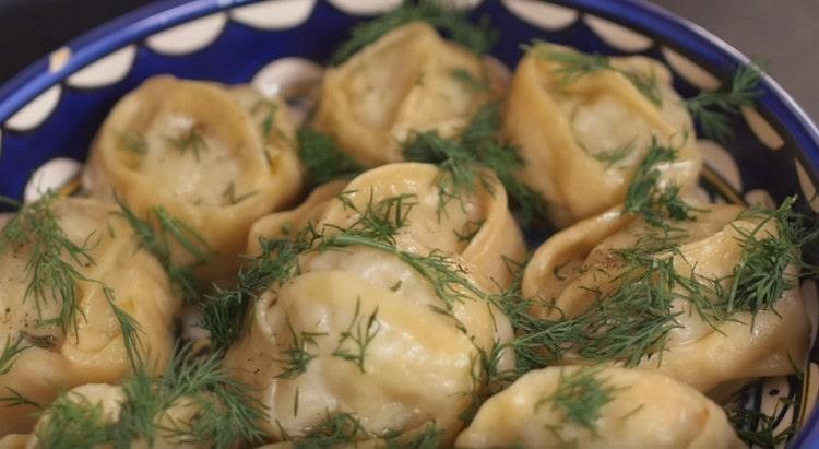 Prova questa ricetta e cuoci manti succosi con carne.