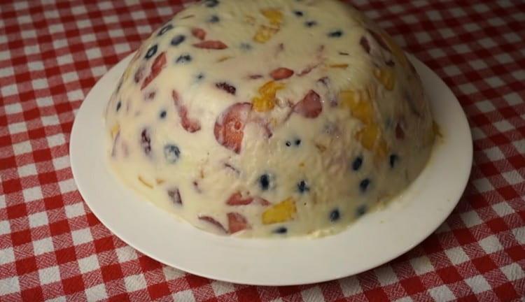 Come puoi vedere, fare una torta di frutta con gelatina e panna acida non è affatto difficile.