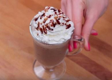 Prepariamo il caffè freddo aromatico: una ricetta con foto passo-passo.