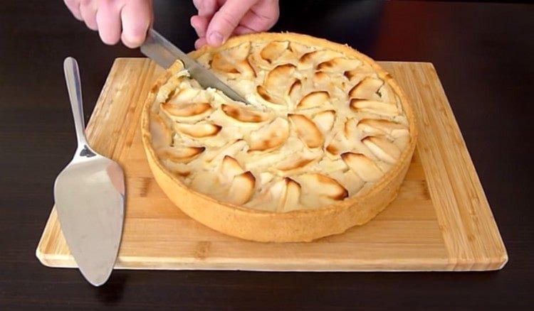 La torta di mele Tsvetaevsky è un vero classico del genere culinario.