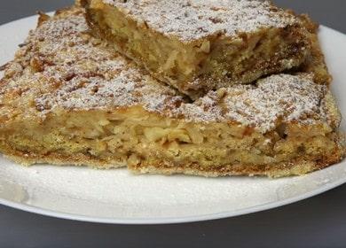 Una semplice torta di mele - Cucinare una ricetta con una foto passo dopo passo