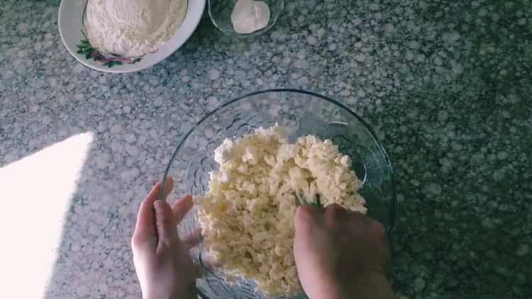 Para sa paghahanda ng cookies ng Berlin. ihanda ang mga sangkap