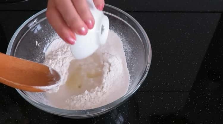 Per preparare gnocchi cinesi, prepara gli ingredienti