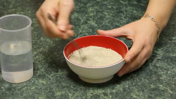 Per la preparazione della pizza italiana. preparare gli ingredienti