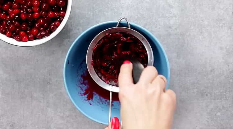 Impastare le bacche per cucinare Komiota