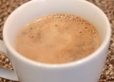 Kape na may gatas sa Turk - isang madaling recipe at isang masarap na resulta