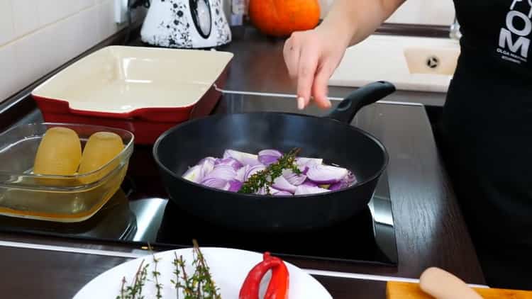 Per preparare il coniglio in forno, prepara gli ingredienti