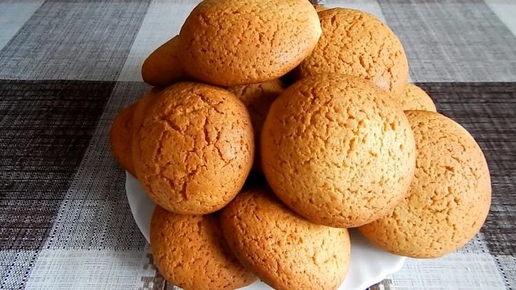 deliziosi biscotti al miele cucinati secondo una semplice ricetta pronta