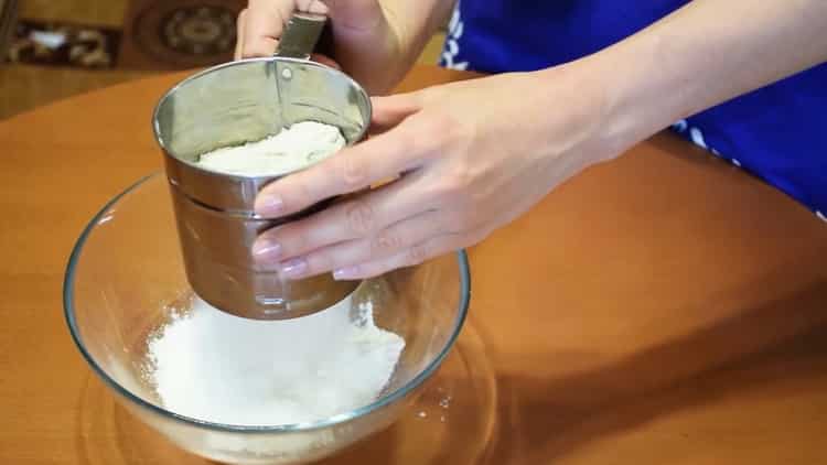 Cucinare una torta aperta