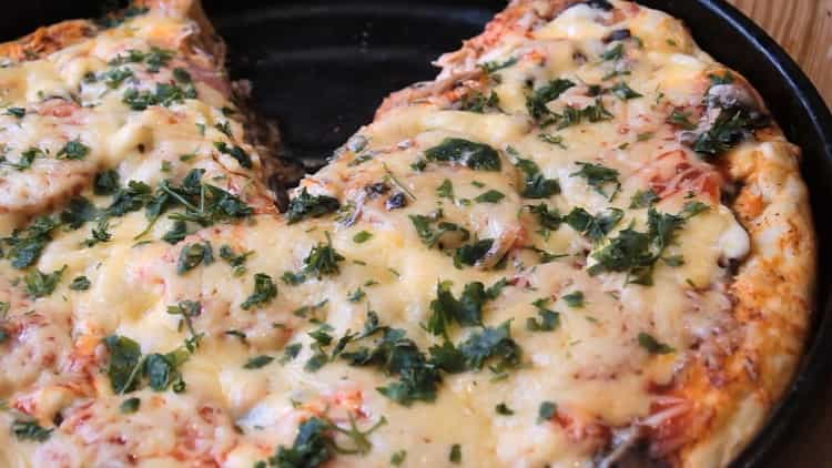 Come imparare a cucinare una deliziosa pizza al forno