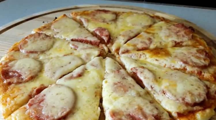 Come imparare a cucinare una deliziosa pizza al kefir in forno