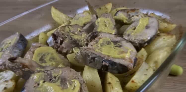 Come imparare a cucinare deliziosi pesci e patate al forno