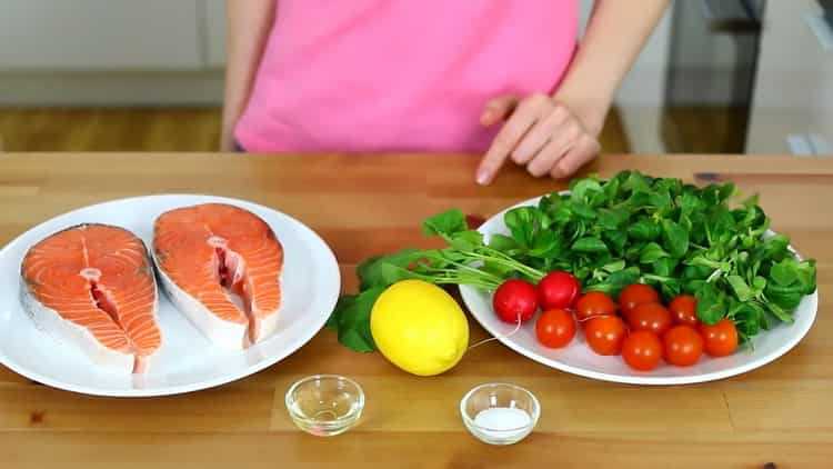 Per preparare uno skate salmone nel forno, preparare gli ingredienti