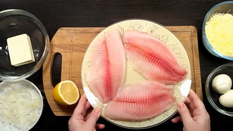 Per preparare la tilapia in forno, prepara gli ingredienti