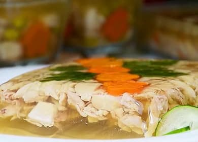 Gelatina di pollo - una ricetta molto semplice e gustosa