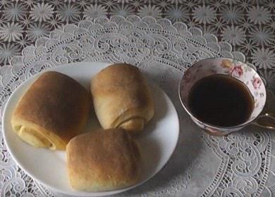 Prepariamo rotoli semplici e veloci secondo una ricetta passo-passo con una foto.