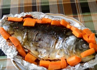 Carpa cotta nel forno in un foglio - buonissimo, leccati le dita