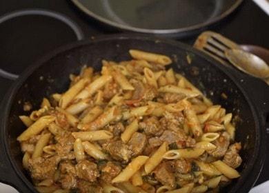 Prepariamo una deliziosa pasta tartara secondo una ricetta passo-passo con una foto.