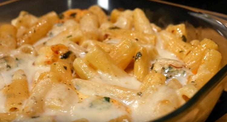 tale pasta con gamberetti sicuramente diversificherà con successo il tuo menu.