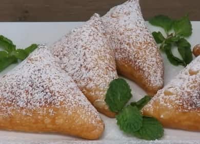 Torte di pasta sfoglia con mele: una ricetta passo passo con foto