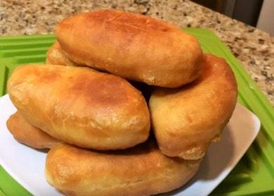 Come imparare a cucinare deliziose torte con cavolo secondo una ricetta passo-passo