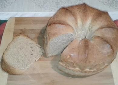 Cuciniamo un delizioso pane grigio a casa secondo una ricetta passo-passo con una foto.